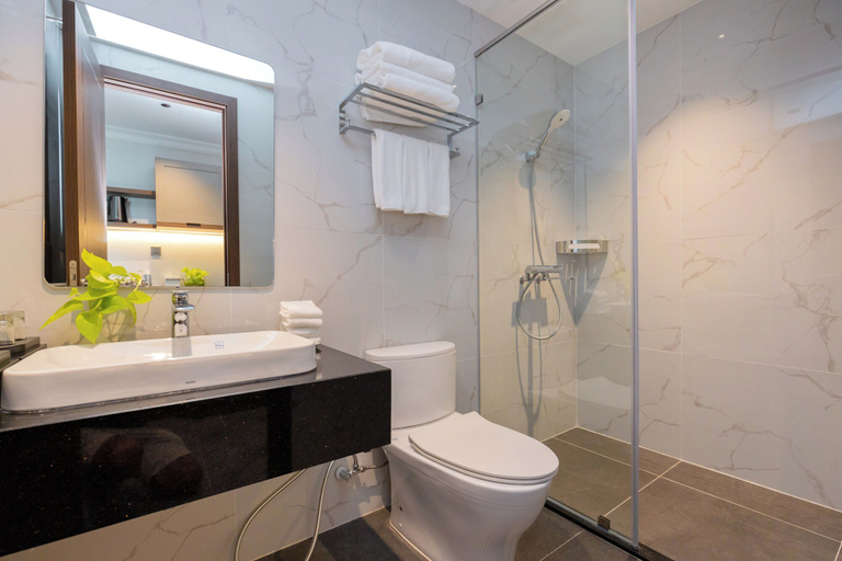 Bathroom 4, Stella Hotel & Apartment, Vũng Tàu