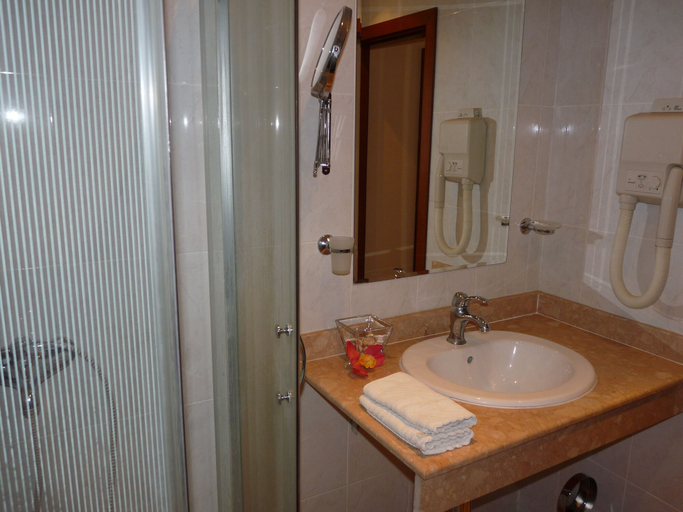 Bathroom 4, Allegra Balneo & SPA, Varna
