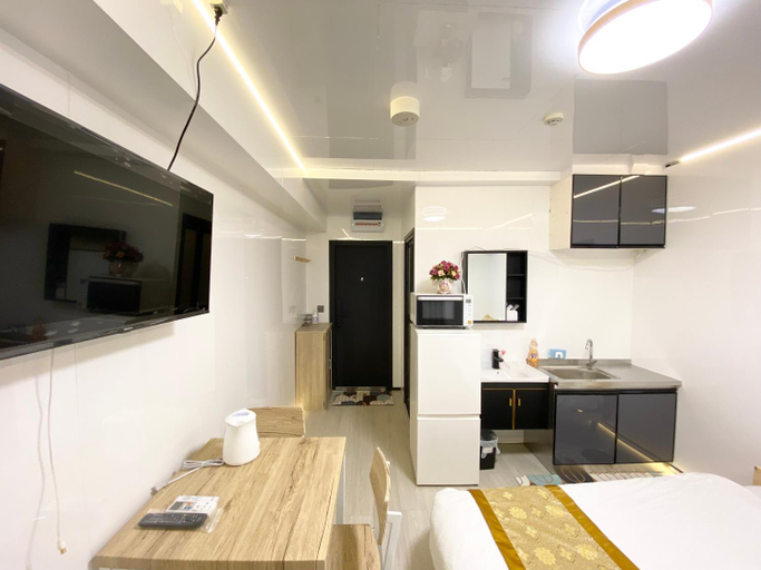Dining Room 21