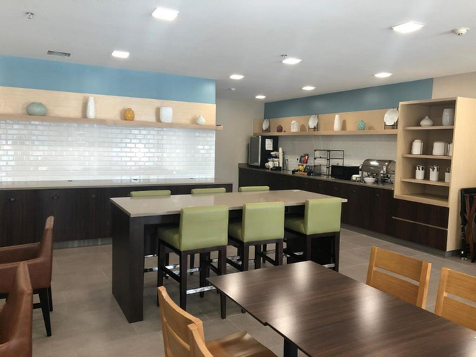 Food & Drinks 5, Country Inn & Suites by Radisson Stone Mountain GA, Gwinnett