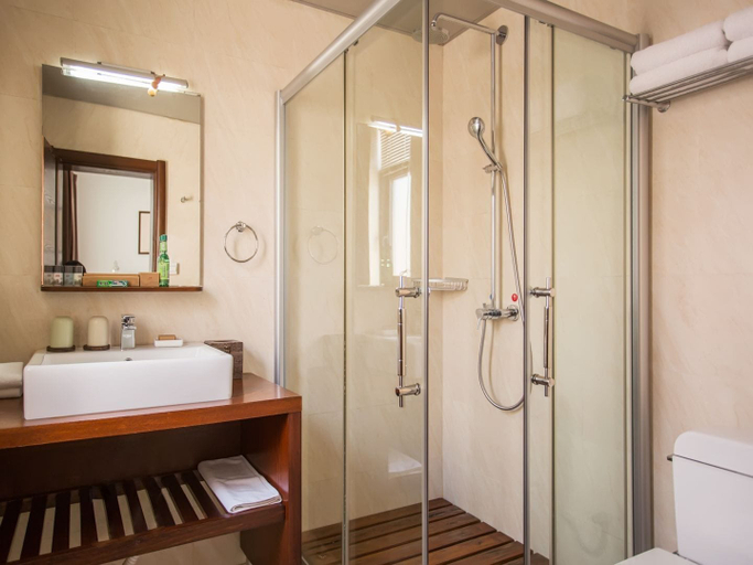 Bathroom 4, Dali Yanyuan Mountain Retreat(大理晏清山居客栈), Dali Bai