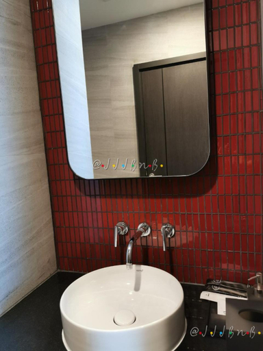 Bathroom 2, Edge Central Pattaya by JJJ, Pattaya