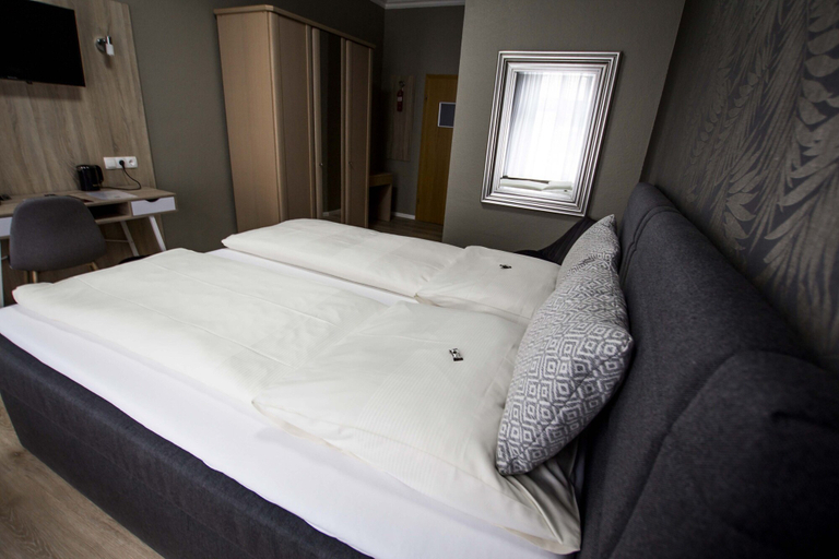 Bedroom 2, Landhaus Zur Issel, Borken
