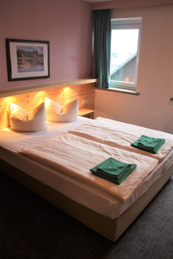 Bedroom 4, Ferienstudio, Erzgebirgskreis