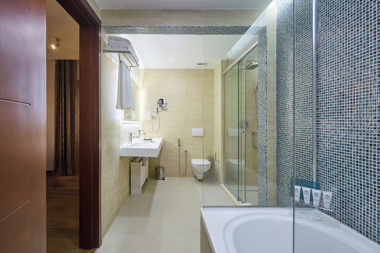 Bathroom 3, Hôtel RALF, Bouzareah