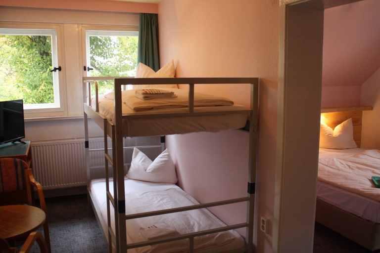 Bedroom 4, Ferienstudio, Erzgebirgskreis