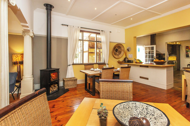 Food & Drinks 5, Toms Guest House, City of Cape Town