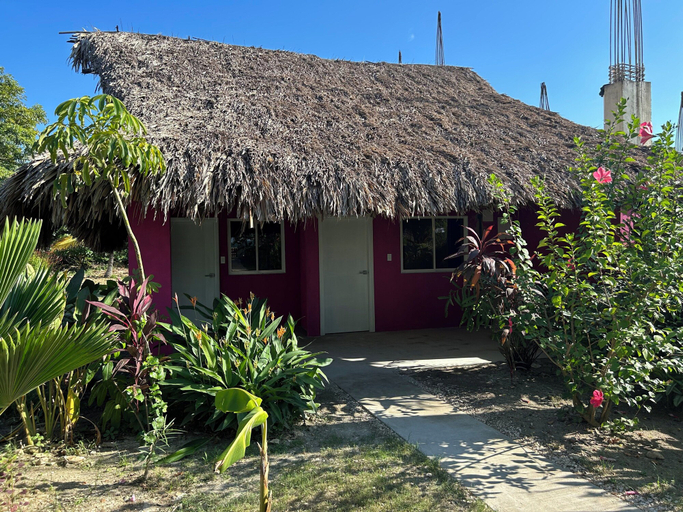Exterior & Views 2, Tata Lolo
