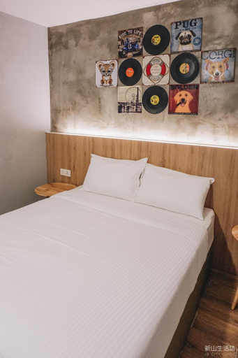 Bedroom 21