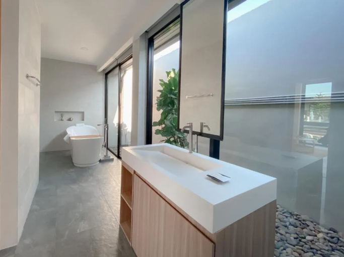Bathroom 5, Anant Pura Resort, Bung Khong Long