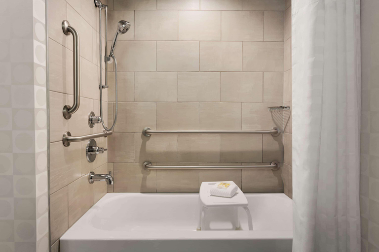 Bathroom 5, Wyndham Fort Smith, Sebastian