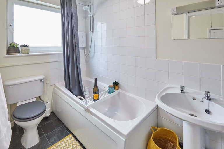 Bathroom, Host Stay Ocean Wave, North Yorkshire