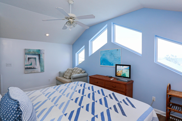 Bedroom 3, 2-The-Beach, Gulf
