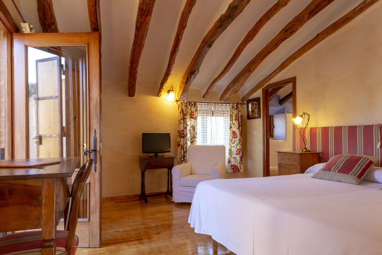 Bedroom 3, Hotel Rural Mas Fontanelles, Alicante