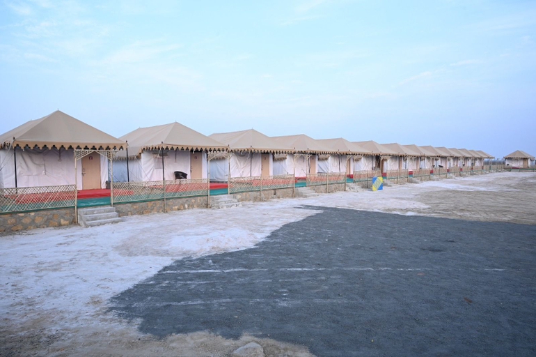 Others, DESERT INN CAMP, Kachchh