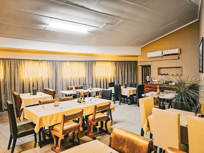 Food & Drinks 4, Musina Hotel, Vhembe