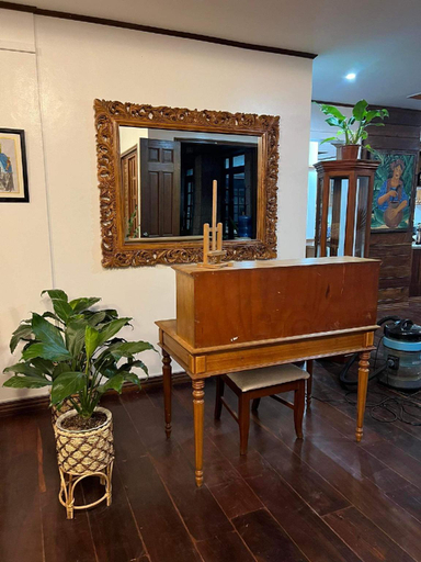 Others 5, Bale B&B , Mabalacat
