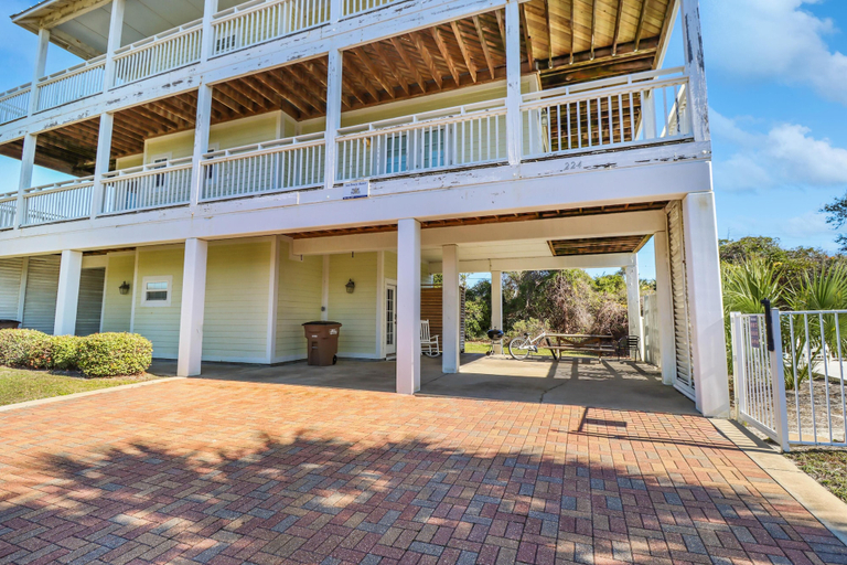 Exterior & Views 2, Sea Breeze Manor, Gulf