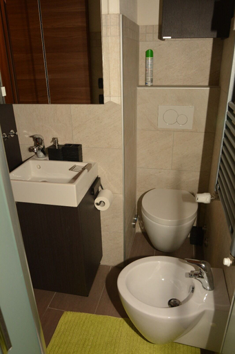 Bathroom 4, Group Apartment, Aosta