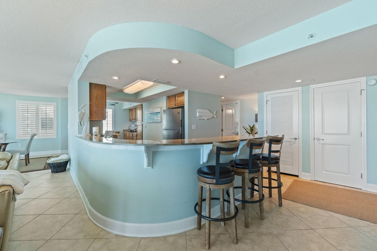 Food & Drinks, Perdido Towers West 308, Escambia