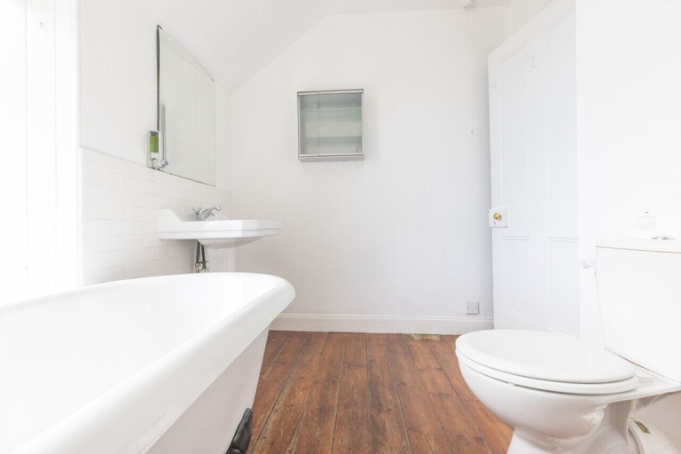 Bathroom 2, Grove Cottage - North East Escapes, Northumberland