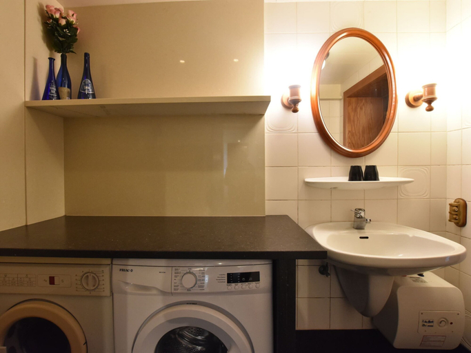 Bathroom 4, Appealing Chalet in Westouter With Garden, West-Vlaanderen