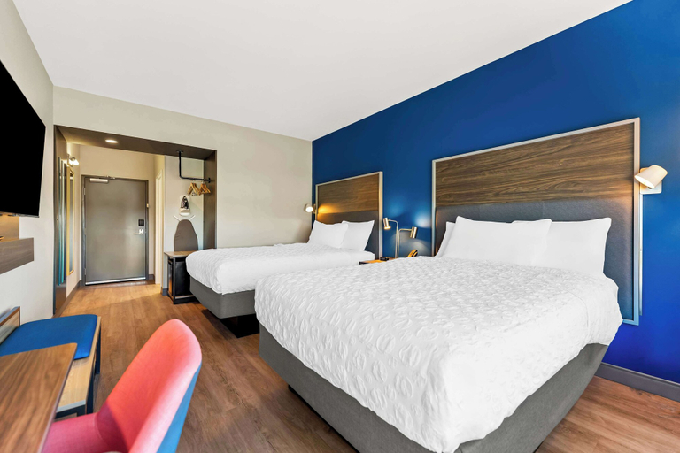 Bedroom 3, Tru By Hilton Dixon, Lee
