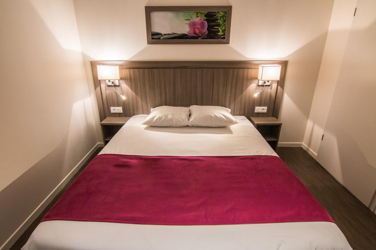 Bedroom 16