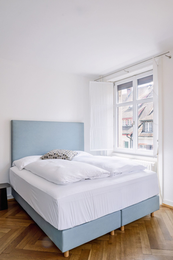 Bedroom 16