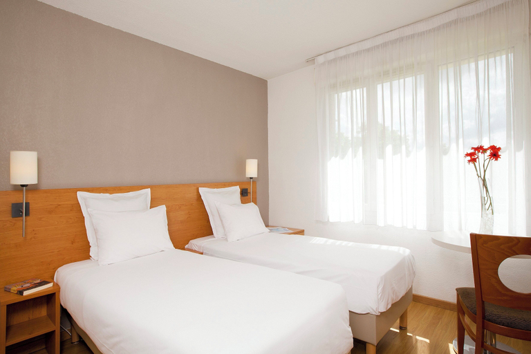 Bedroom 4, Séjours & Affaires Paris Nanterre, Hauts-de-Seine