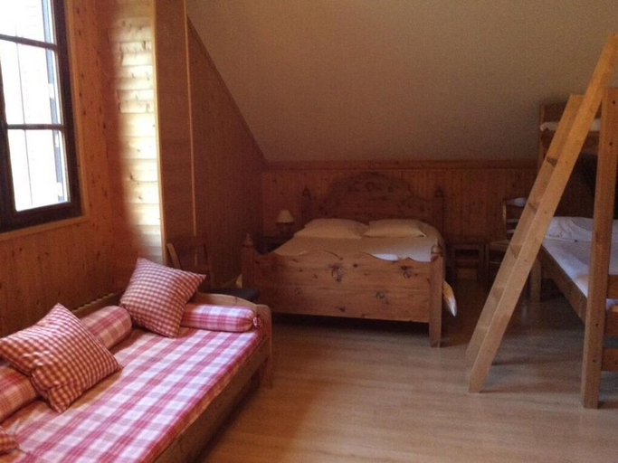 Bedroom 3, Chalet 1200, Savoie