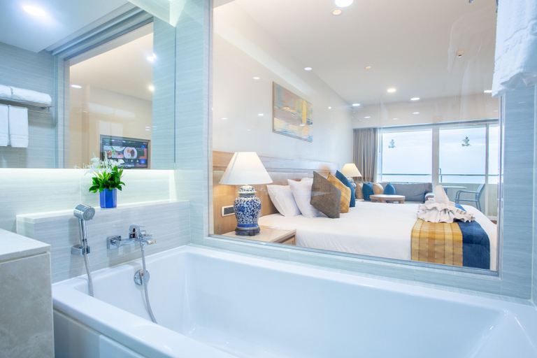 Bathroom 3, ROYAL CLIFF BEACH HOTEL, Pattaya
