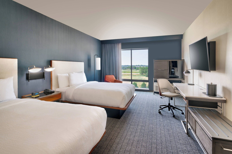 Bedroom 3, Courtyard by Marriott Ames, Story