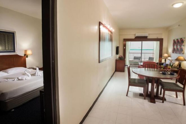 Bedroom 28