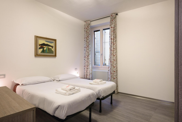 Room 4, Guelfa 14 in Firenze, Florence