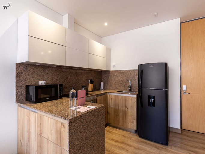 Room 4, w Stunning 1BR in Chico, Santafé de Bogotá