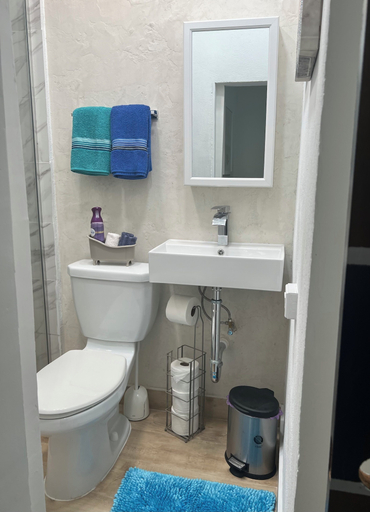 Bathroom 3, 310Guest-House LaVida