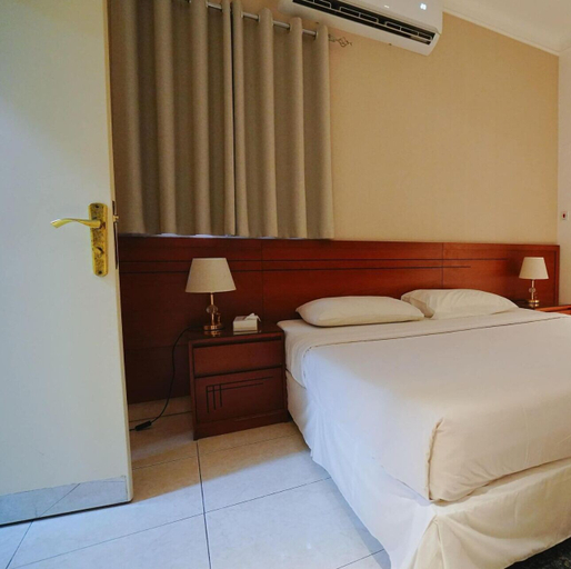 Bedroom 13