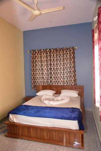 Bedroom 2, Dev's Mansion, Kodagu