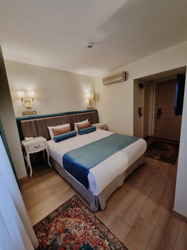 Bedroom 3, Taximtown Hotel, Beyoğlu