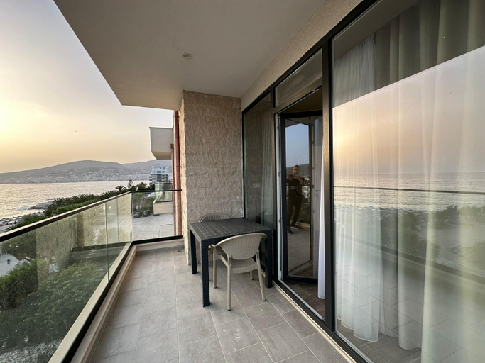 Others 5, Oni Rooms Saranda, Sarandës
