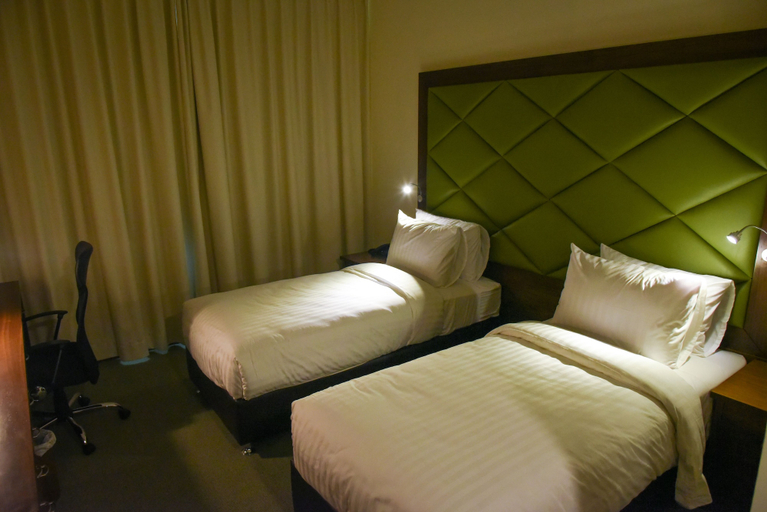 Bedroom 3, Holyland Hotel Amman, Salt