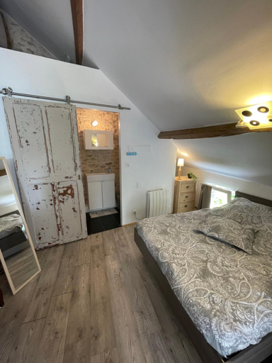 Others 3, Maison bleue, Yvelines
