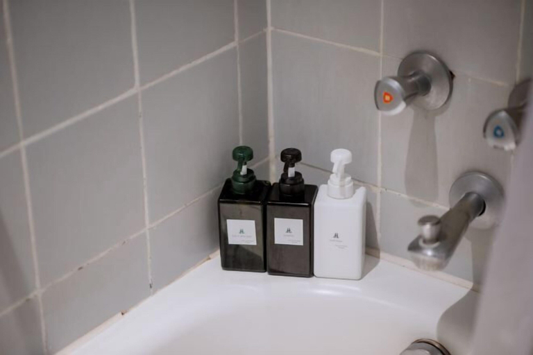 Bathroom 7