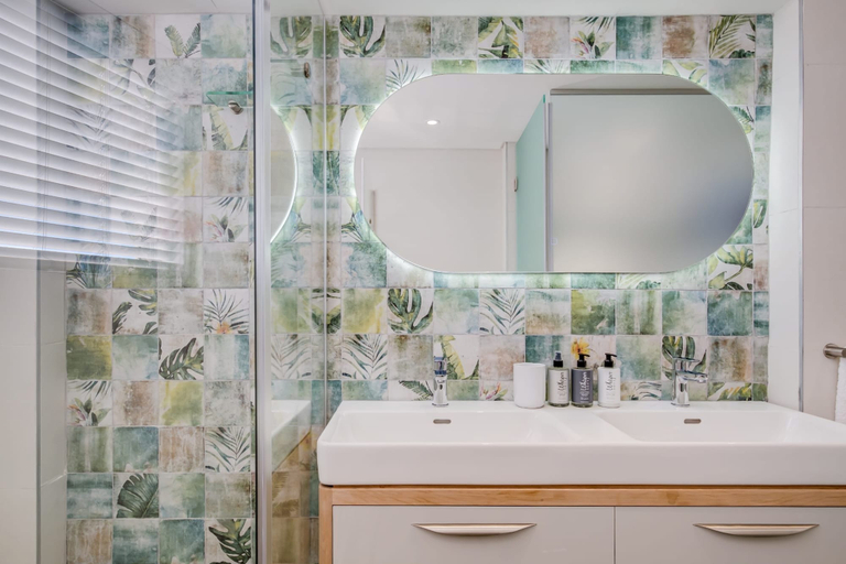 Bathroom 3, Exquisite Mouille Point Apt by Golf Course Serene Suite, City of Cape Town