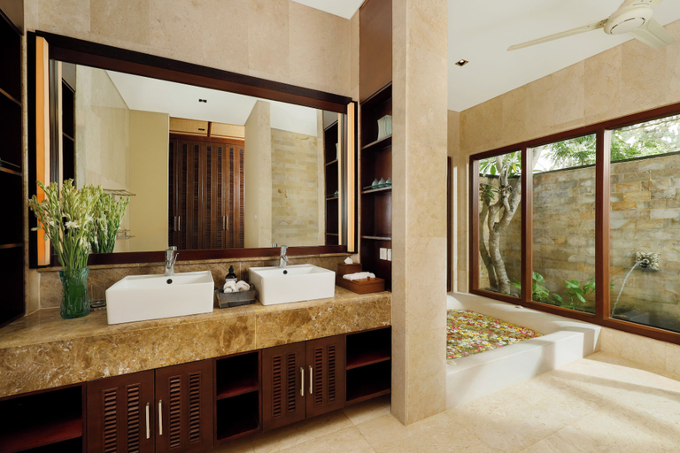 Bathroom 4