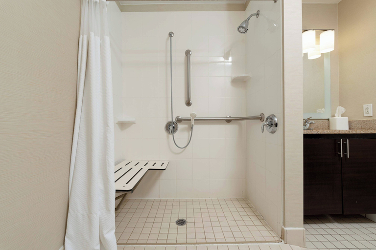 Bathroom 4