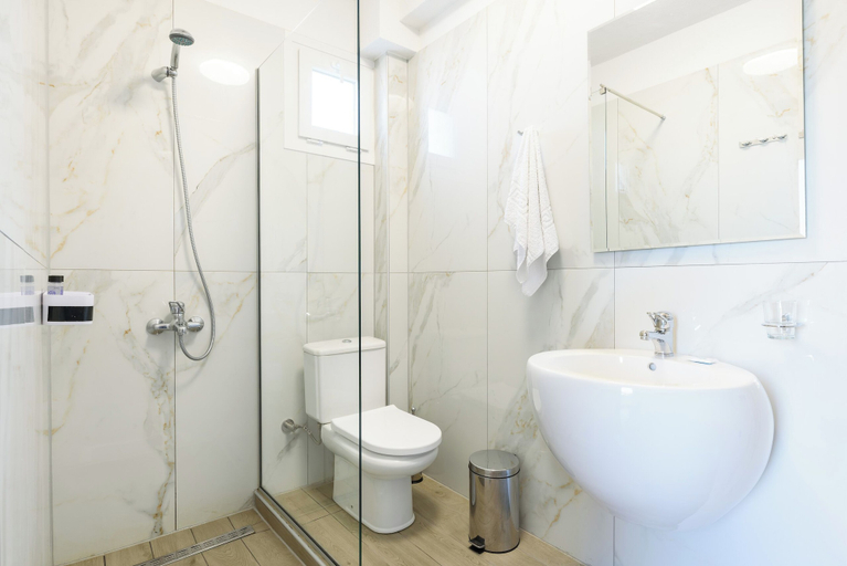 Bathroom 5, Philippos Residences, Central Macedonia