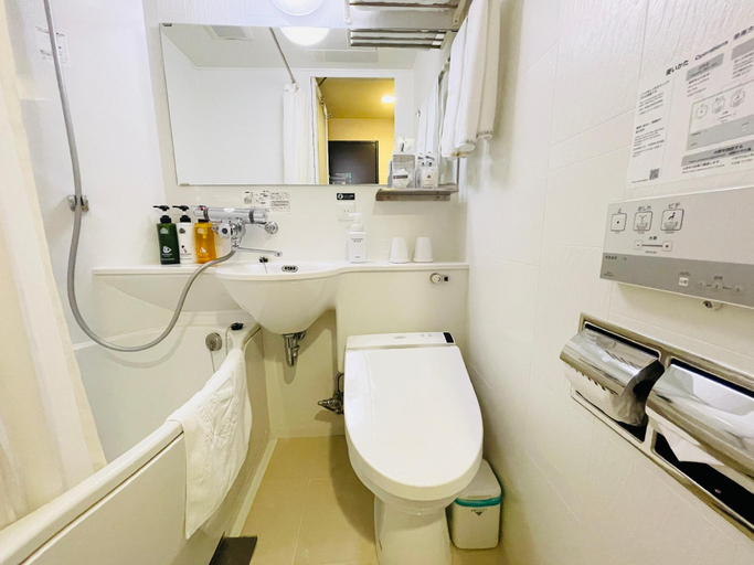 Bathroom 4