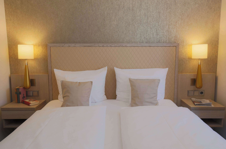 Bedroom 3, Hotel Bayerischer Hof Miesbach, BW Premier Collection, Miesbach